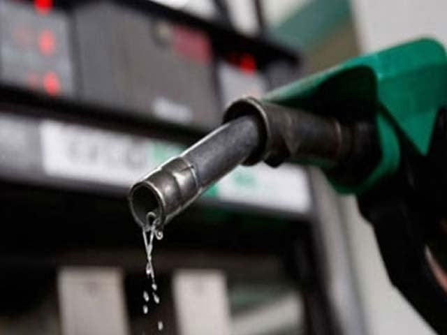 پیٹرول کی قیمت میں 4 روپے 13 پیسے کا اضافہ، ڈیزل کے نرخ برقرار