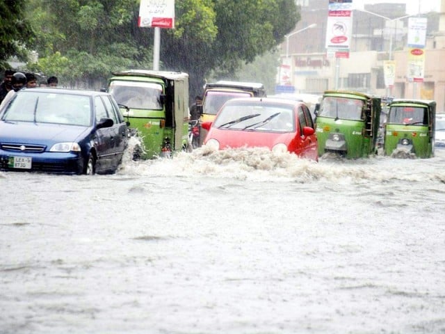 پنجاب میں موسلادھار بارش کے باعث متعدد افراد جاں بحق، سیلابی صورتحال