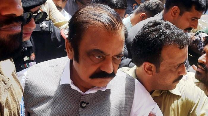 گوجرانوالہ وفاقی وزیرِ داخلہ رانا ثناء اللّٰہ کے وارنٹِ گرفتاری جاری