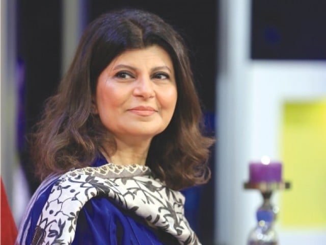 شوبز میں صرف خوبصورتی سے کامیابی نہیں ملتی، روبینہ اشرف