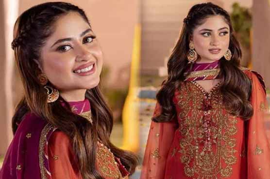 سجل علی کی مسکراہٹ پر بھارتی اداکارہ شبانہ اعظمی تعریف کیے بغیر نہ رہ سکیں