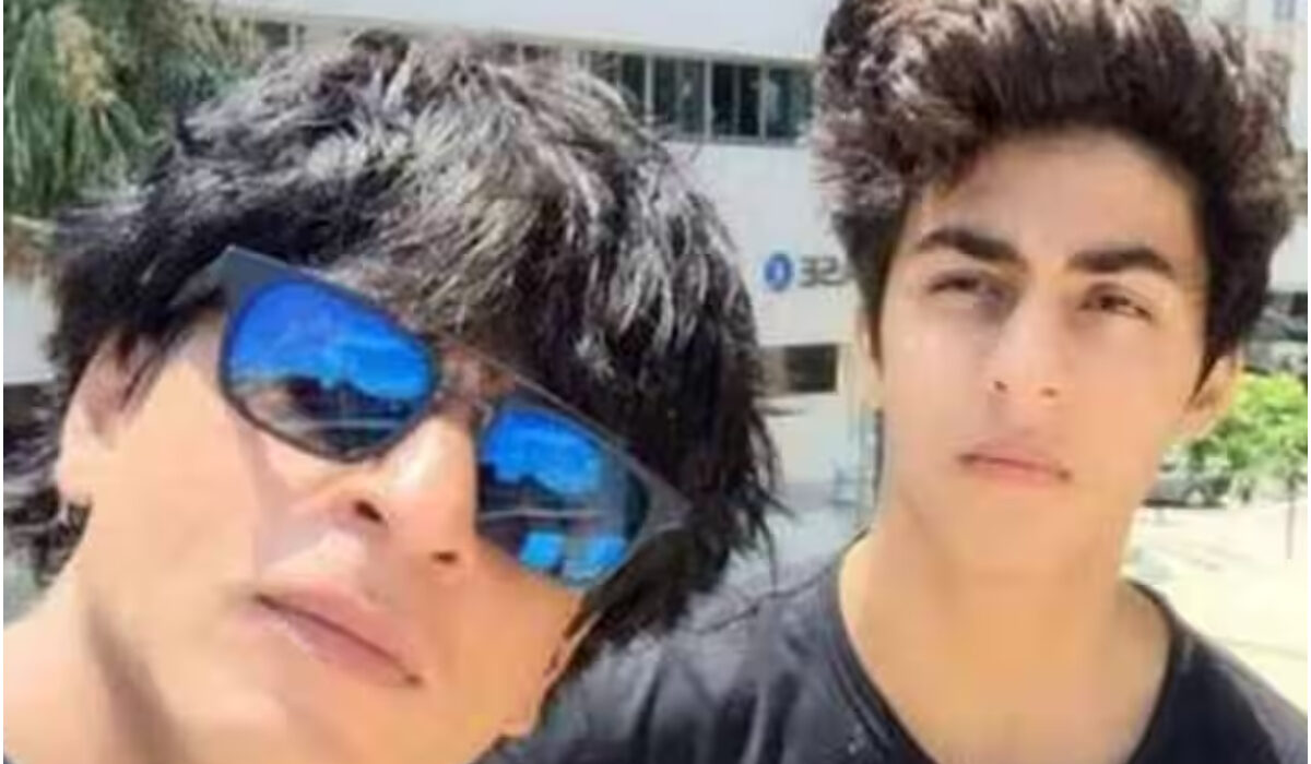 شاہ رخ خان ’کافی ود کرن‘ شو میں بیٹے آریان کے ساتھ شرکت کریں گے