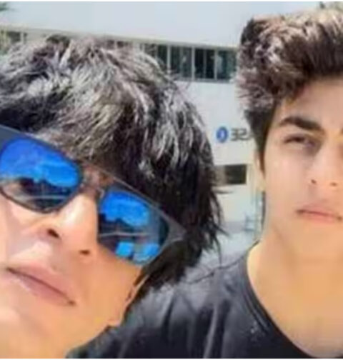 شاہ رخ خان ’کافی ود کرن‘ شو میں بیٹے آریان کے ساتھ شرکت کریں گے