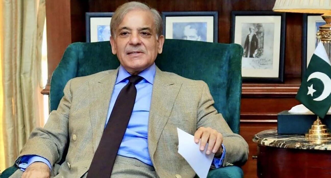 اے پی ایس یو پی نے وزیرِ اعظم شہباز شریف کو خط لکھ دیا