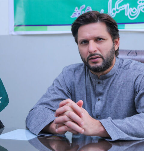 جو قومیں شہدا کو بھول جائیں ان کا نام ونشان نہیں رہتا، شاہد آفریدی