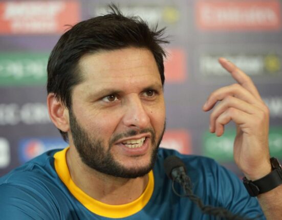 شاہد آفریدی نے پاکستانی ٹیم کے بیٹنگ آرڈر پر سوالات اٹھا دیے