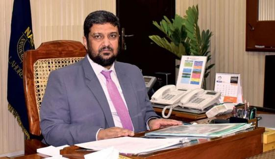 ہتک عزت کیس سابق ڈی جی نیب شہزاد سلیم کے وارنٹ گرفتاری معطل