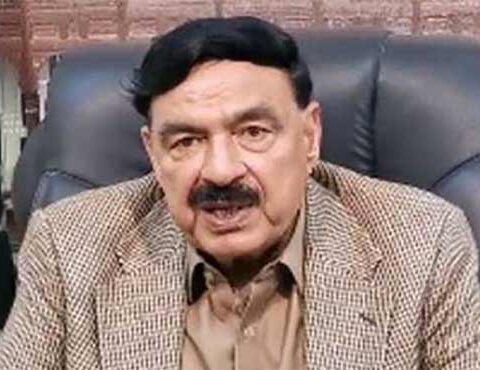 ملک انتہائی نازک موڑ پر 120 دن اہم ہیں شیخ رشید