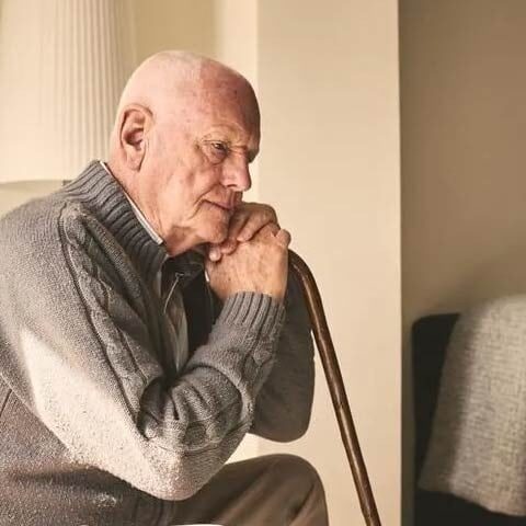 سماجی تنہائی، دماغی سکڑاؤ اور دیگر امراض کی وجہ بن سکتی ہے