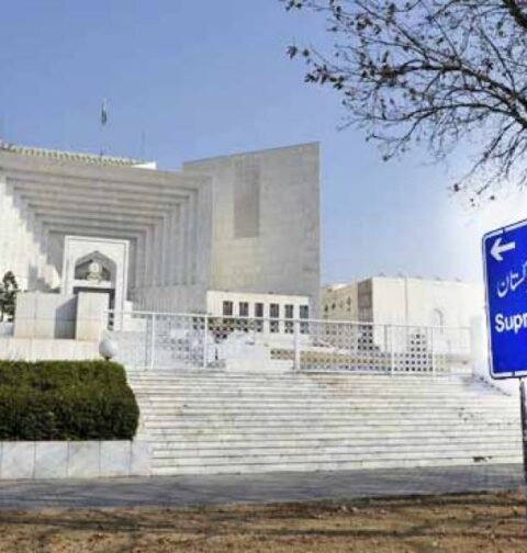 سپریم کورٹ کا پنجاب الیکشن کیلئے فنڈز نہ دینے پر حکومت و اسٹیٹ بینک کو نوٹس
