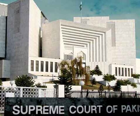 چیئرمین پی ٹی آئی کی احاطہ عدالت سے گرفتاری انصاف کے بنیادی حقوق کی خلاف ورزی قرار