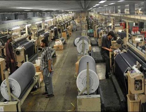 ٹیکسٹائل سیکٹر ڈیفالٹ کے قریب 70 لاکھ افراد بیروزگار