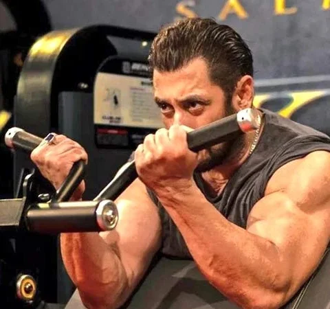 سلمان خان کی دھمکیوں کے باوجود تاج فلک نما پیلس میں 'سکندر' کی شوٹنگ جاری