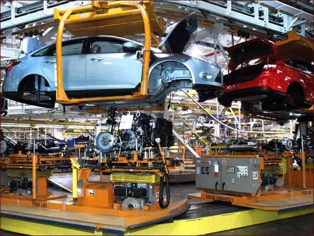 گاڑی پر انجن کی طاقت کے بجائے قیمت کی شرح سے ٹیکس لگانے کی مخالفت