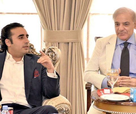حکومتی پالیسیوں پر ’نالاں‘؛ پیپلز پارٹی کا حکومت سے علیحدگی کا امکان