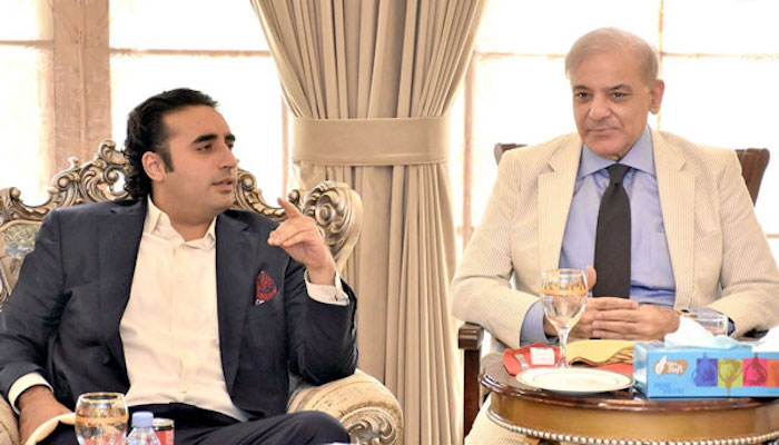 حکومتی پالیسیوں پر ’نالاں‘؛ پیپلز پارٹی کا حکومت سے علیحدگی کا امکان