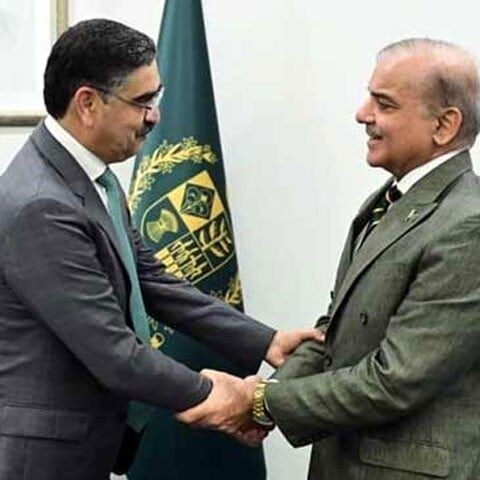 نیب ترامیم کا سب سے زیادہ فائدہ شہباز شریف کو ہوا، انوار الحق کاکڑ بھی مستفید