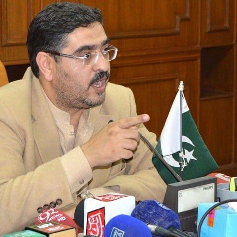 پیٹرول کی قیمتوں میں کمی کے فوائد عوام تک پہنچانے کیلیے اقدامات تیز کیے جائیں، وزیراعظم
