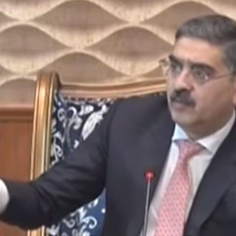 حکومت قانون کے تحت کسی پر بھی پابندی لگاسکتی ہے، نگراں وزیر اعظم
