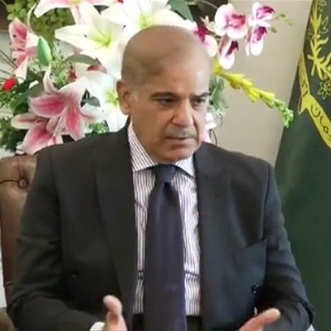 سعودی سرمایہ کاری کے منصوبوں میں تاخیر برداشت نہیں کی جائے گی، وزیراعظم