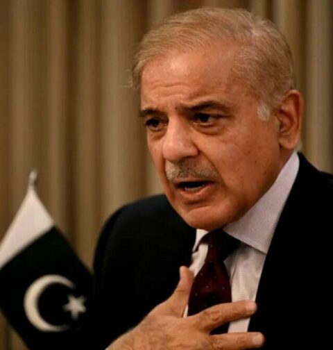 ملک کی خاطر اشرافیہ اور اہل ثروت طبقے کو بھی قربانی دینی ہوگی وزیراعظم