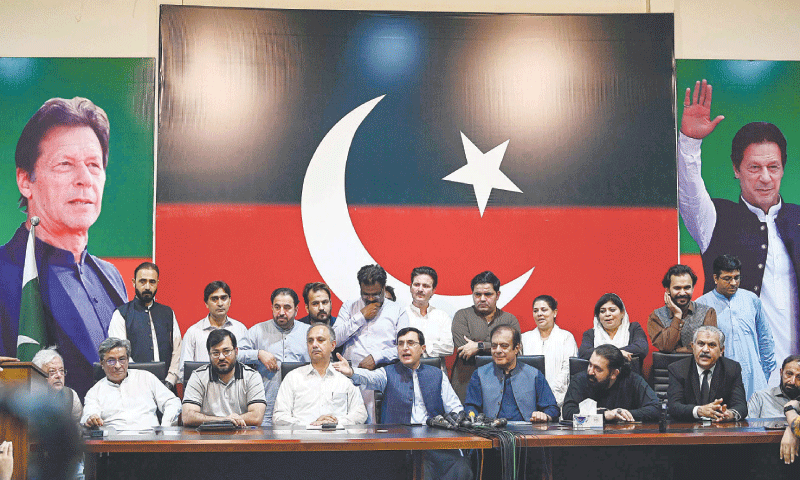 پی ٹی آئی کا ججز تقرری کمیشن کا حصہ بننے کا فیصلہ، حتمی منظوری عمران خان دیں گے