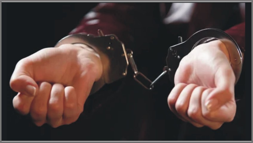 محبت کا جھانسہ دے کر زیادتی کے مقدمات درج کرانے والی خاتون گرفتار