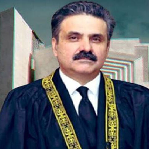 جسٹس یحییٰ آفریدی آج چیف جسٹس کے عہدے کا حلف اٹھائیں گے